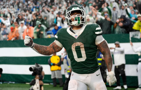 Allen has late 22-yard TD run and Jets' defense, special teams come up big in 17-12 win over Browns